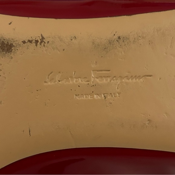 Salvatore Ferragamo cherry red bow ballet flats - Picture 3 of 8